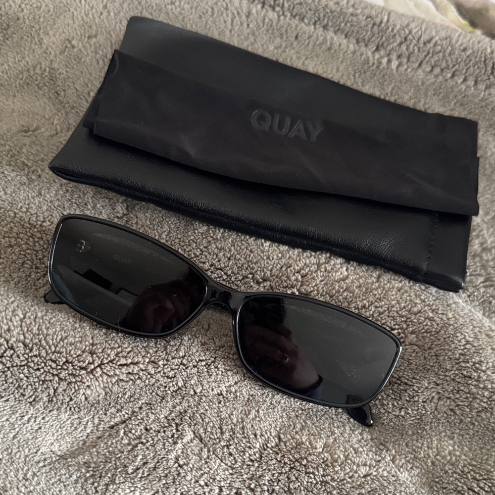 Quay Australia Black Vibe Check Sunglasses with Case